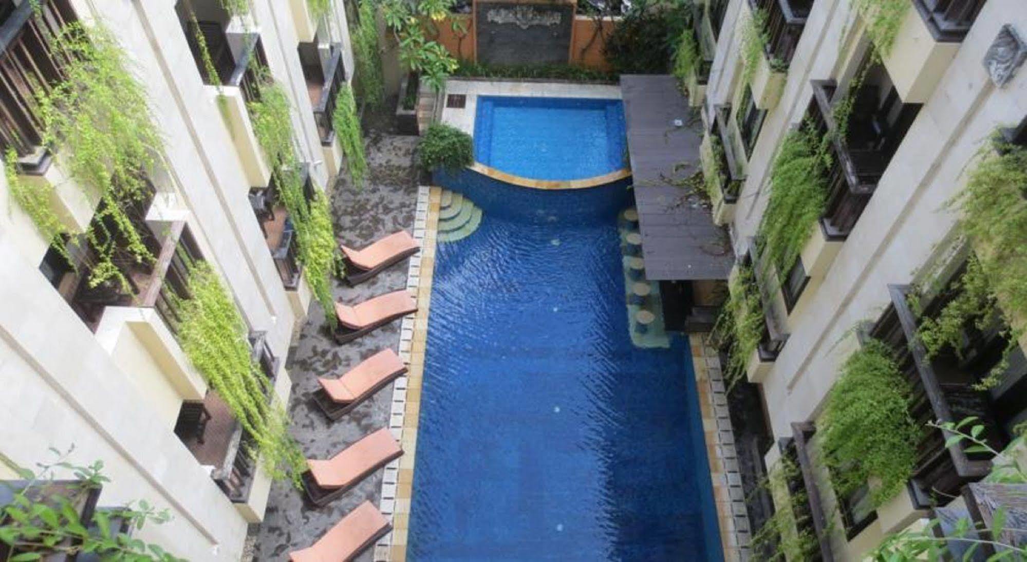 Losari & Kuta Bali Hotel Legian