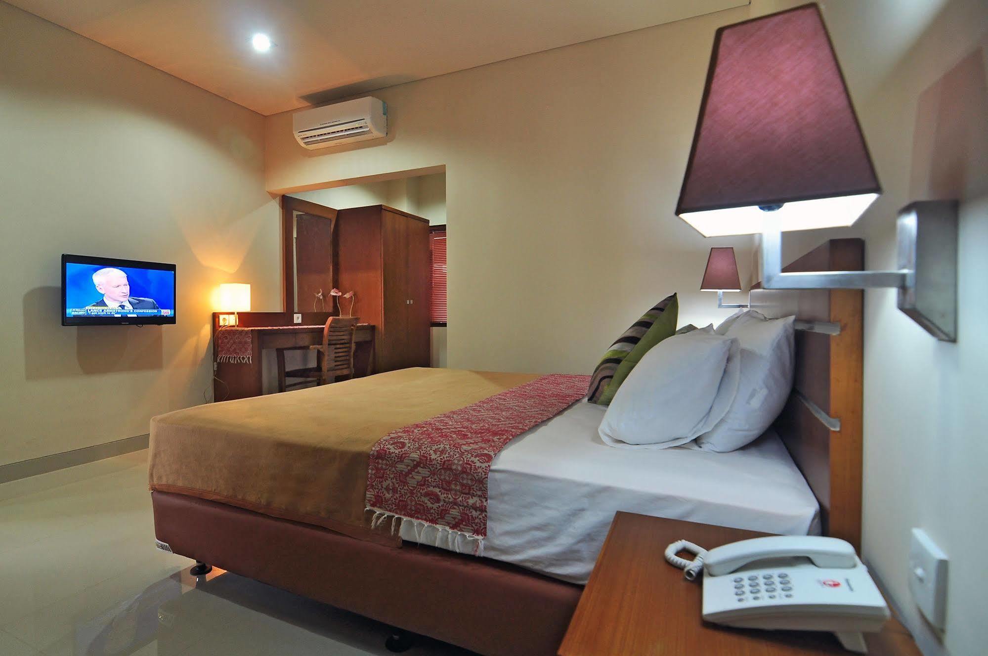 Taman Ayu Town House