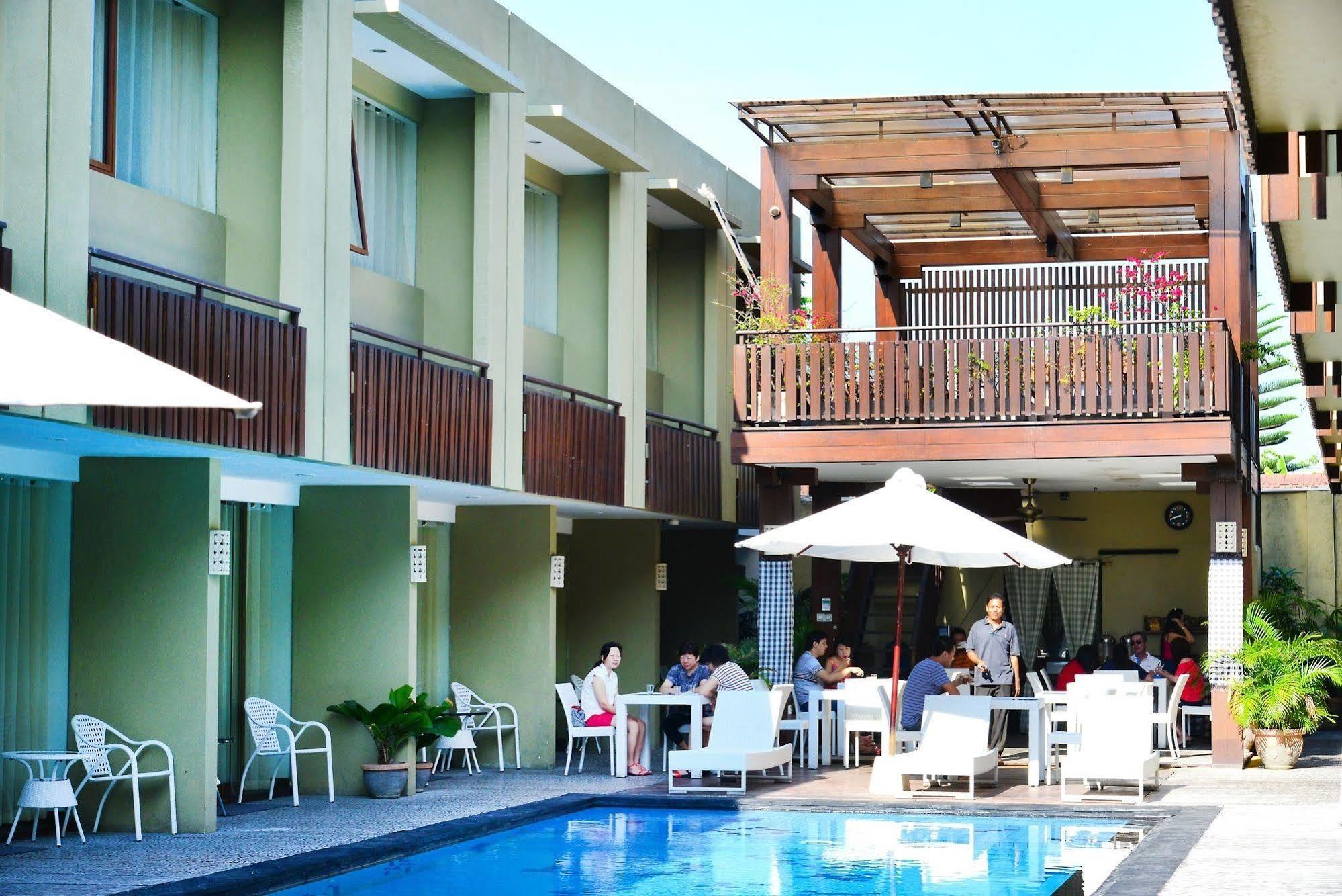 Hotel Devata And Legian (Bali)
