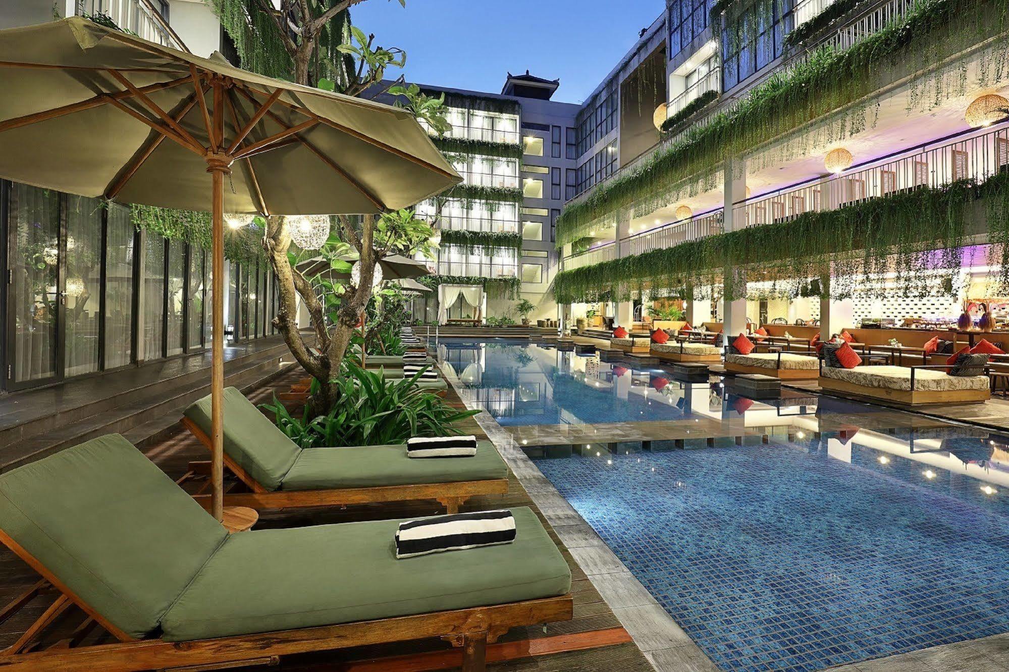 Neo+ Kuta By Aston 3*