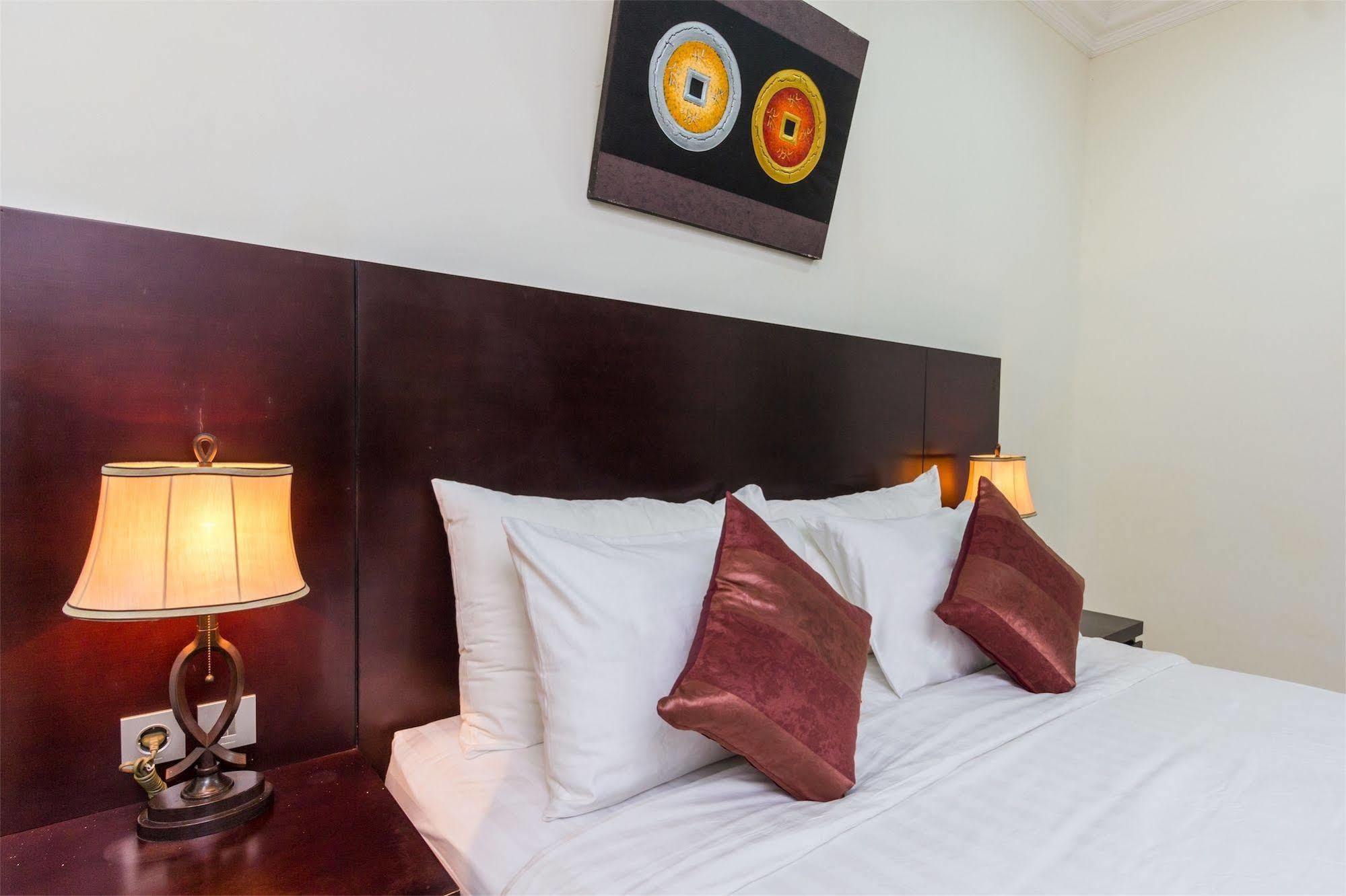 Reddoorz @ Shri Lakshmi Seminyak Hotel
