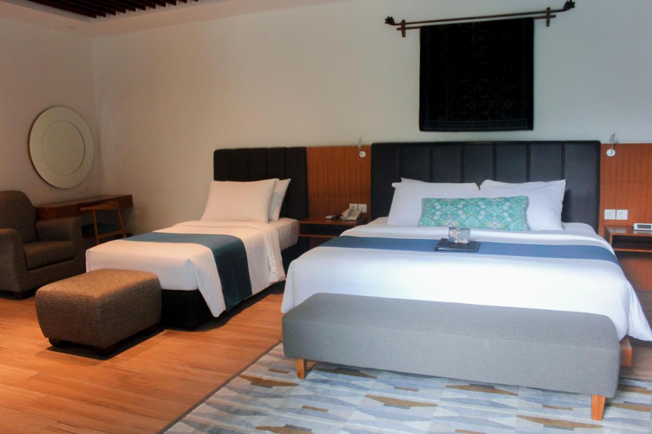 S18 Bali Villa