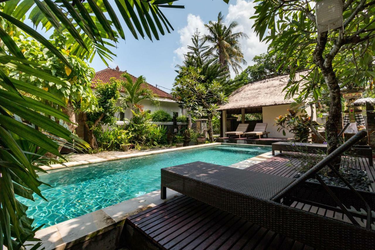 Eddys & Legian (Bali)