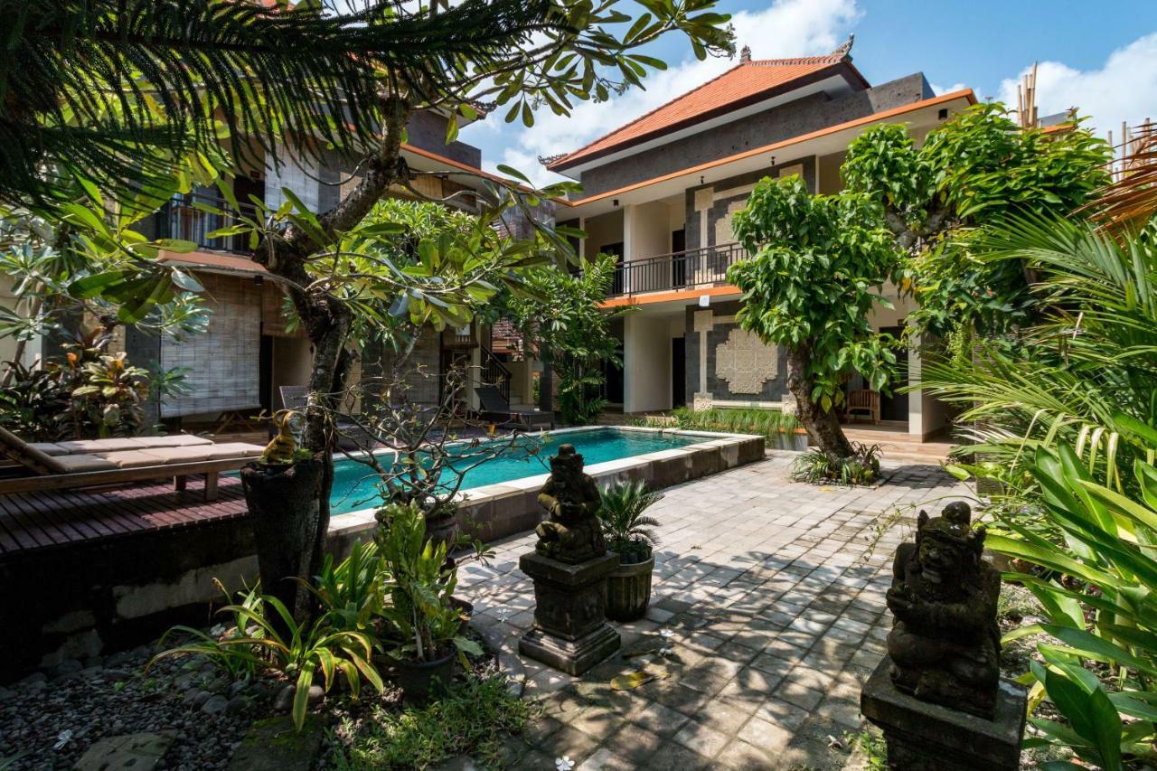 Eddys & * Legian (Bali)
