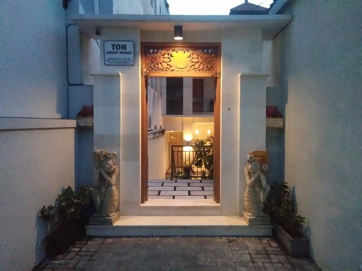 Tom Legian (Bali)