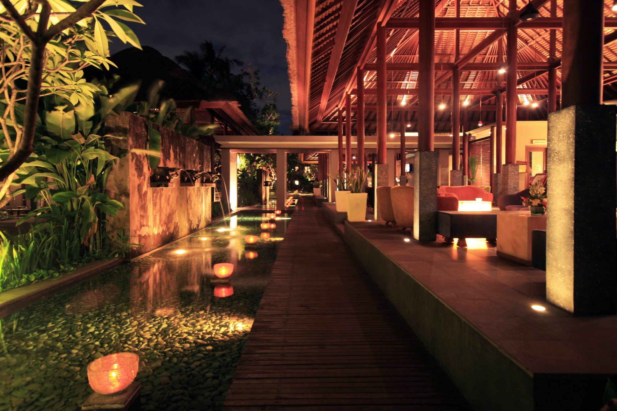Legian Beach Villas 3*
