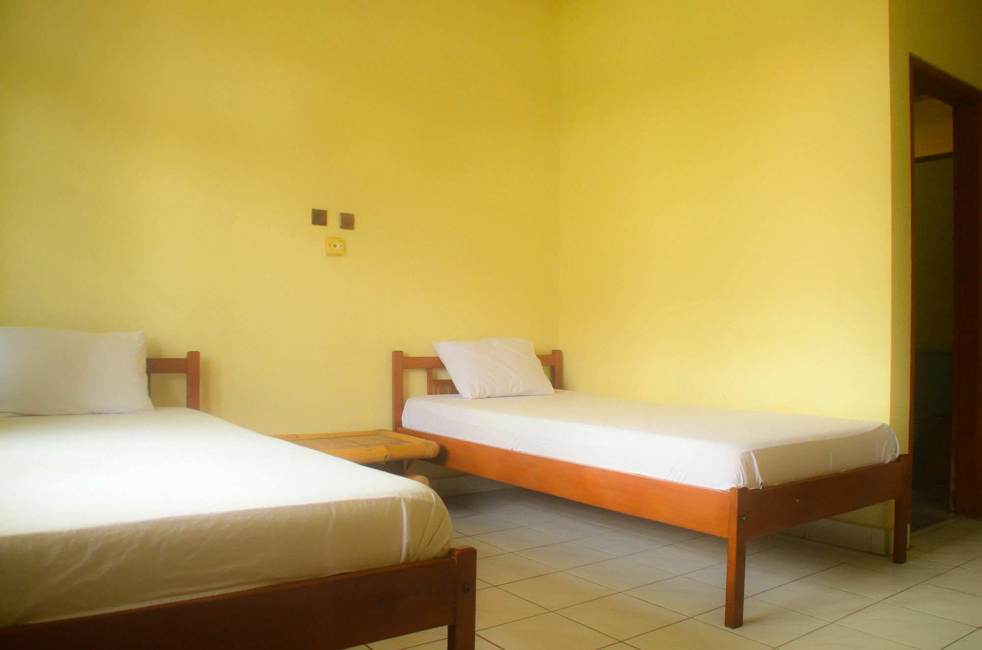 Hotel Super Oyo 1654 Maha Bharata Kuta Legian (Bali)