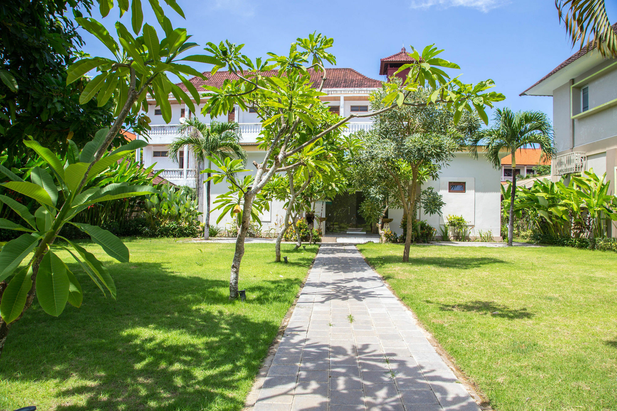Zen Rooms Kuta Benesari