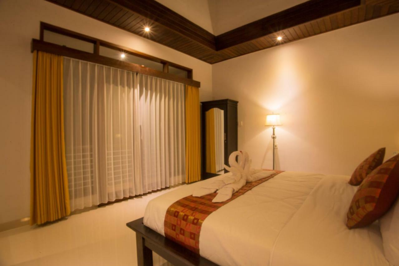 Mimi Dream Villa- 500m Beach Villa Legian (Bali)