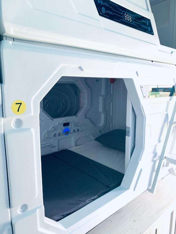Capsule Bali Hotel kapsul Legian (Bali)