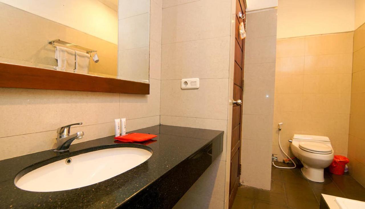 Hotel Kuta Paradise 777