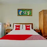 Super Oyo 3904 Kiki Residence Bali