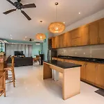Villa Lacasa2- Modern Tropical 2Br Villa With Butler