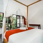 Villa Pagoda, Sumptuous 4Br Villa With Tropical Vibes In Seminyak