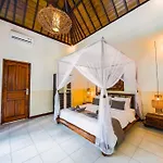 Villa Jes - 4 Bedroom Villa - Legian