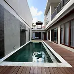 Classy New 5 Bedroom Villa In Kuta