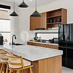 Kros Villa By Kozystay - Legian