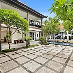 Kros Villa By Kozystay - Legian