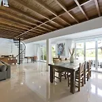 Grange Villa - Legian
