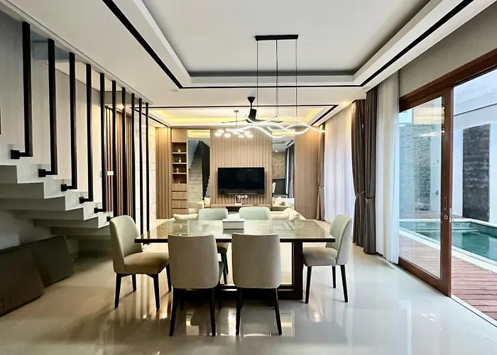 Classy New 5 Bedroom Villa In Kuta