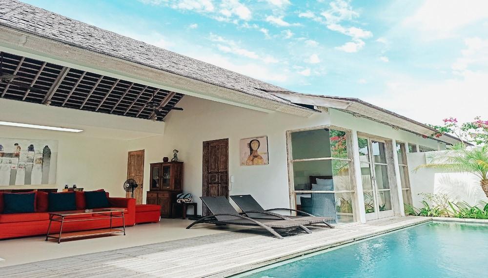 The Decks Bali Villa