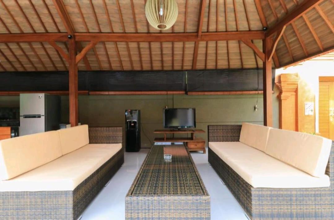 Three Brothers & Guest house Legian (Bali)