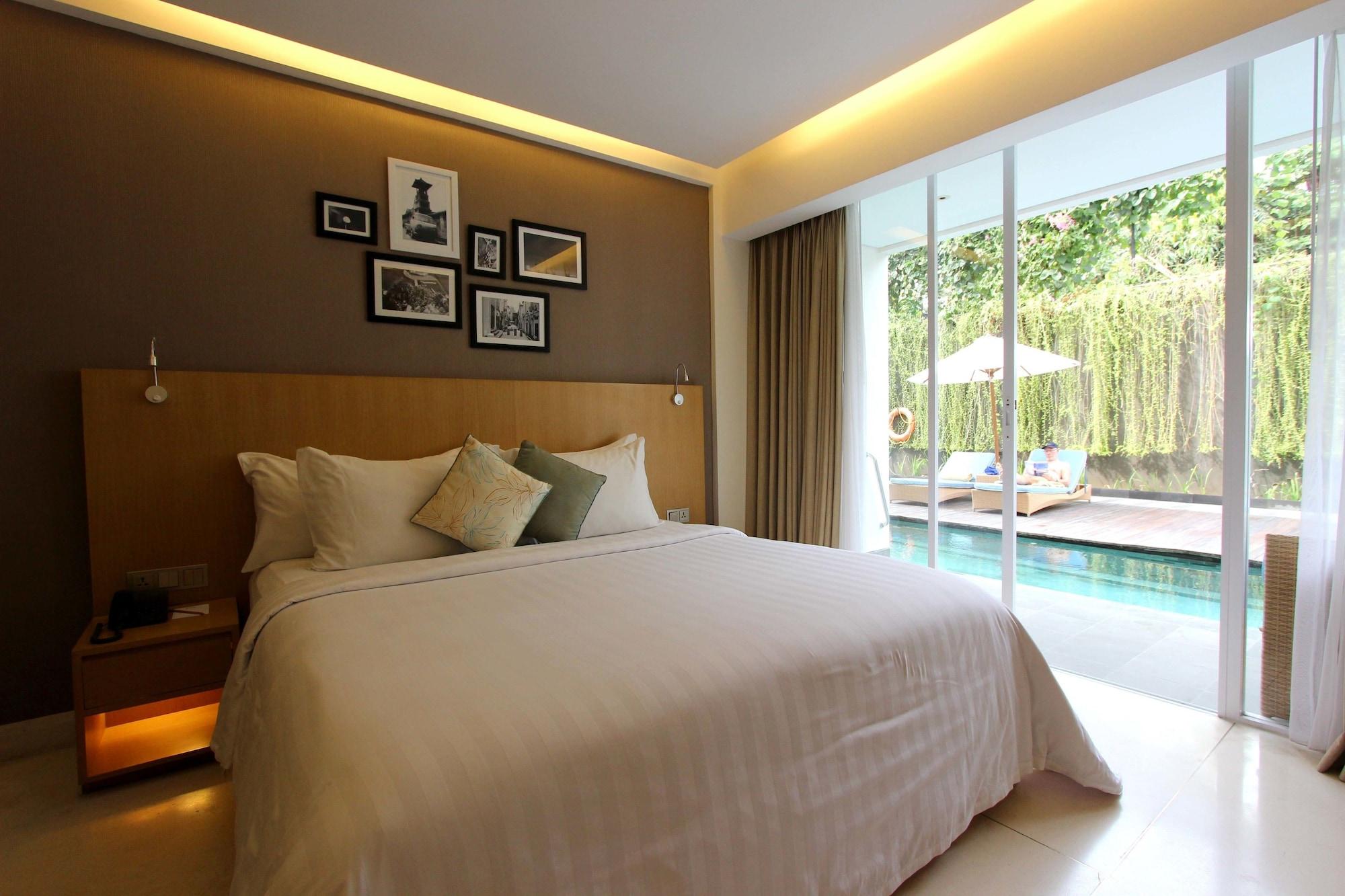 Ossotel Hotel 4*