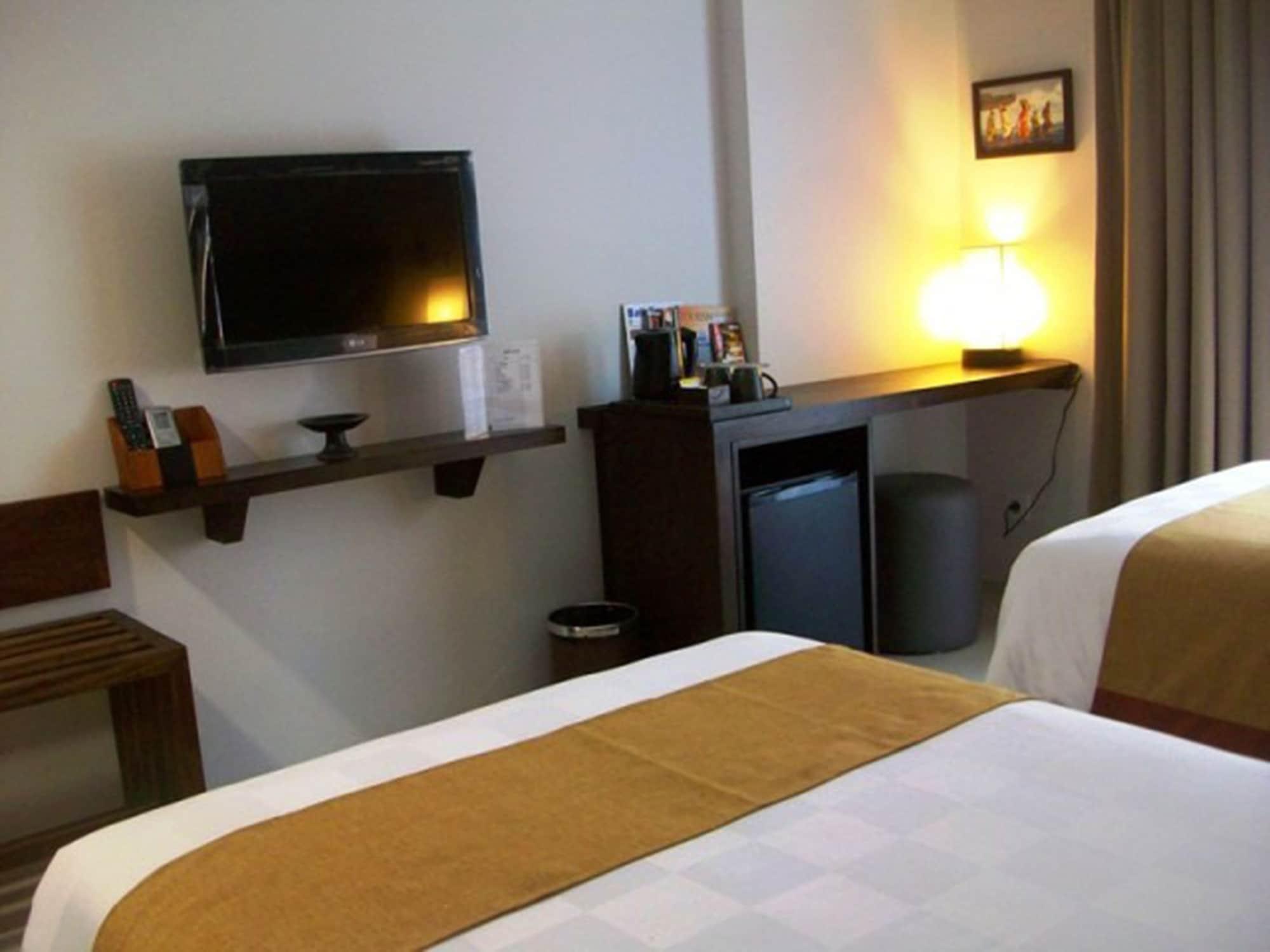 Hotel Ananta 4*