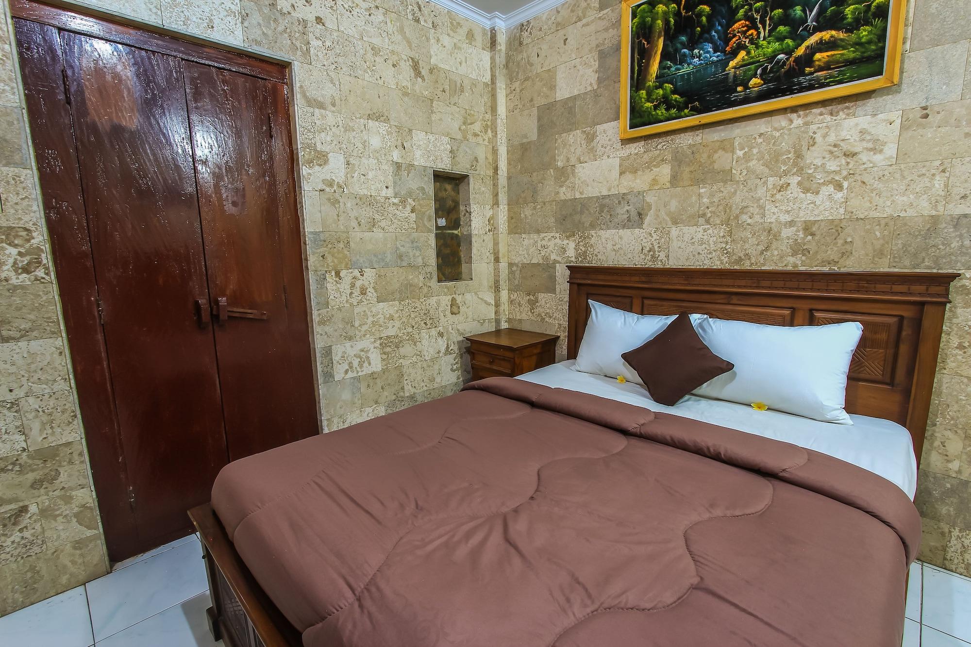 Lumbung Sari Hotel 3*