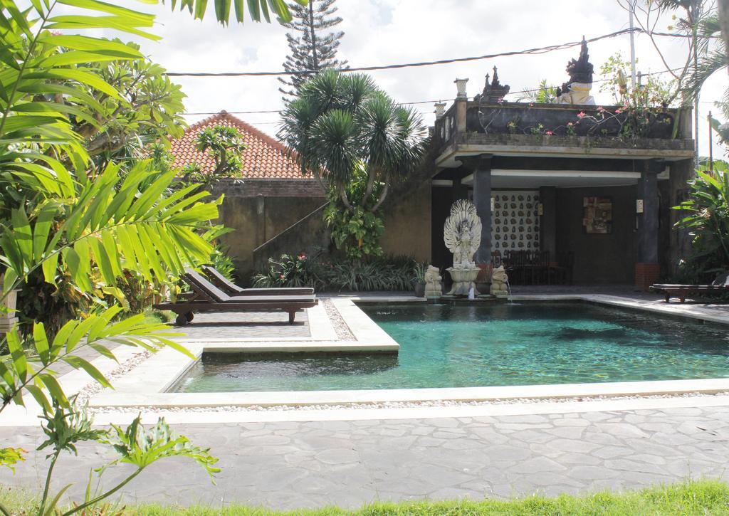 Guest house Mangga Bali Legian (Bali)