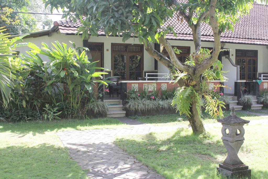 Guest house Mangga Bali 2*