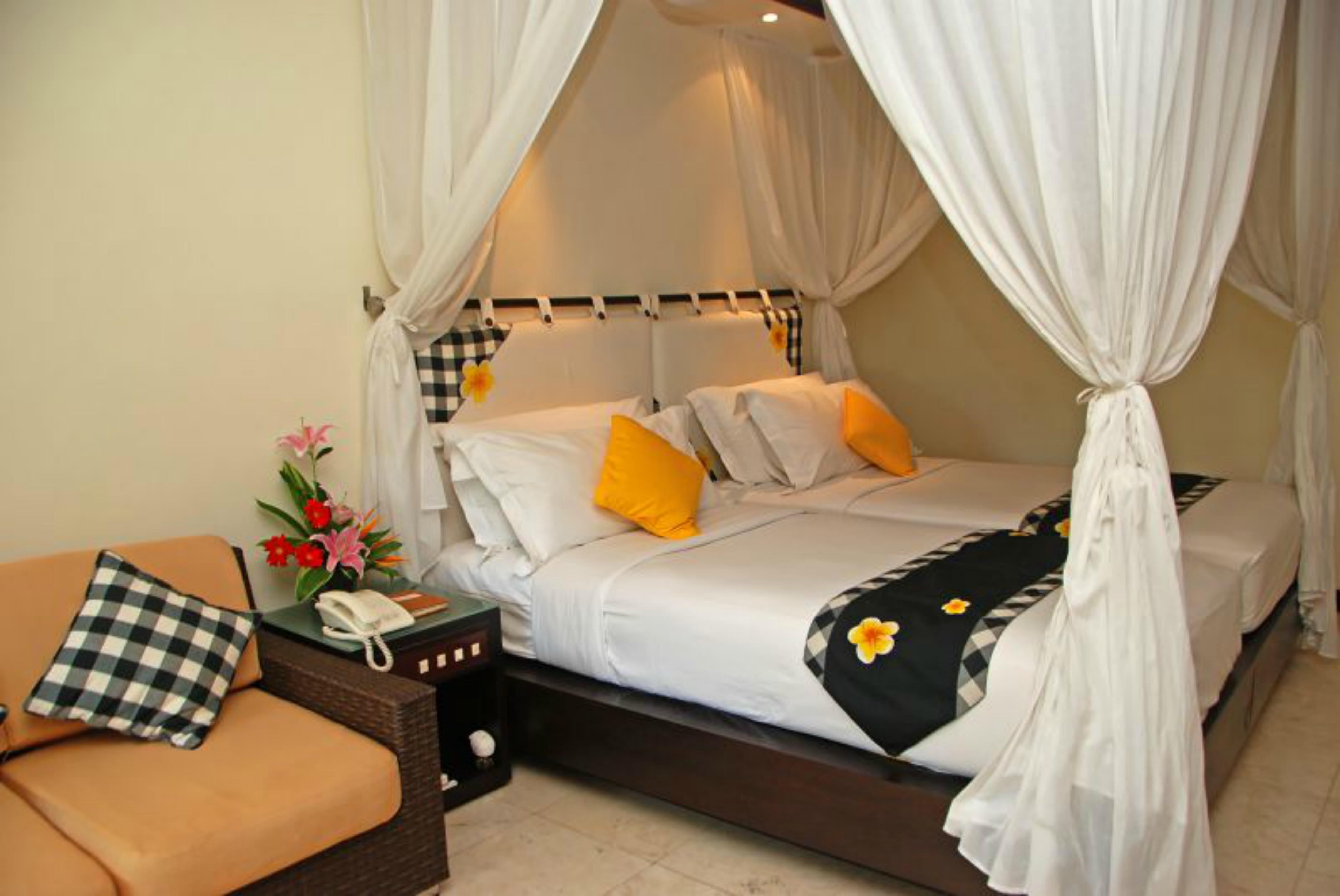 Legian Beach Hotel Hotel 4*