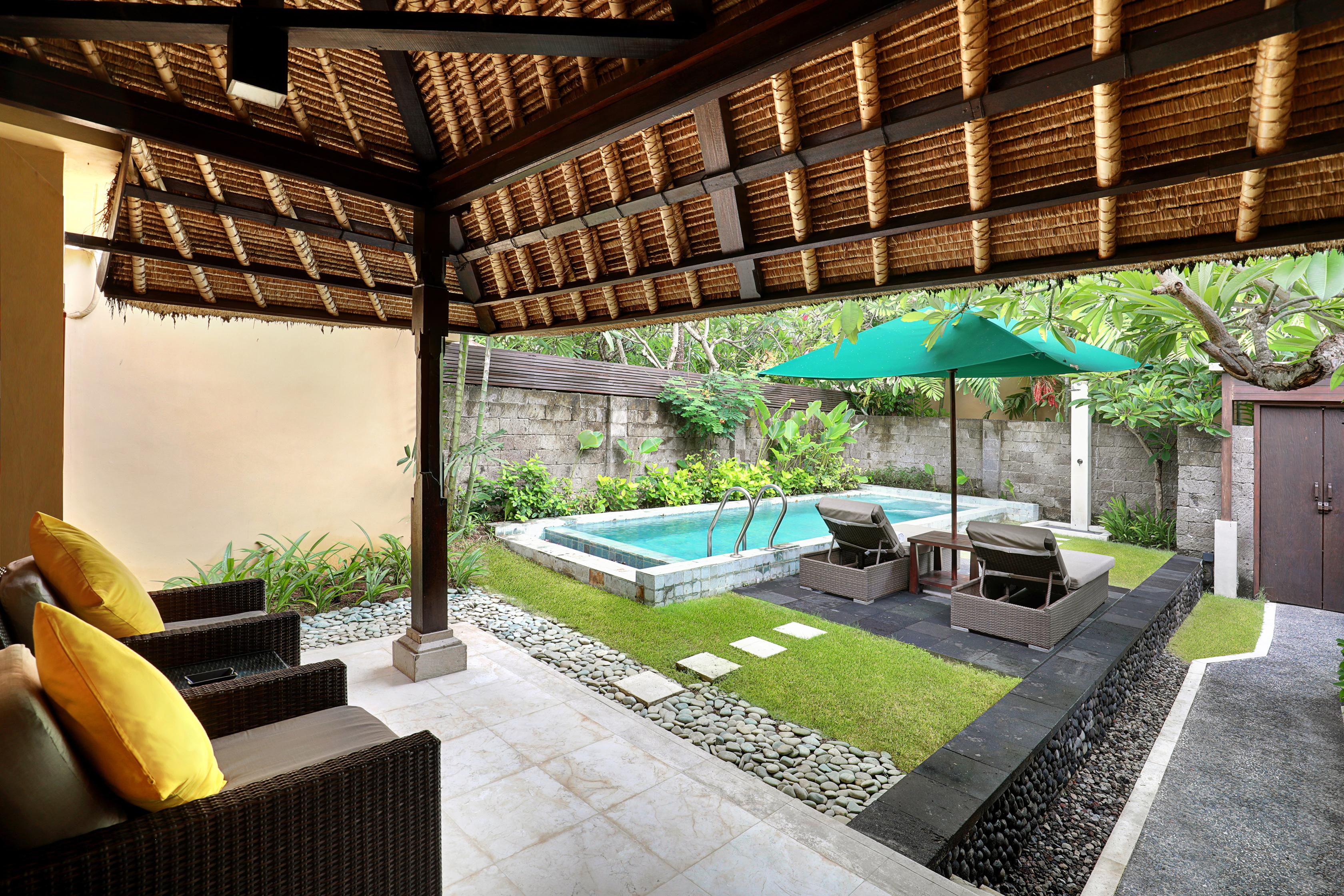 Hotel Legian Beach Hotel