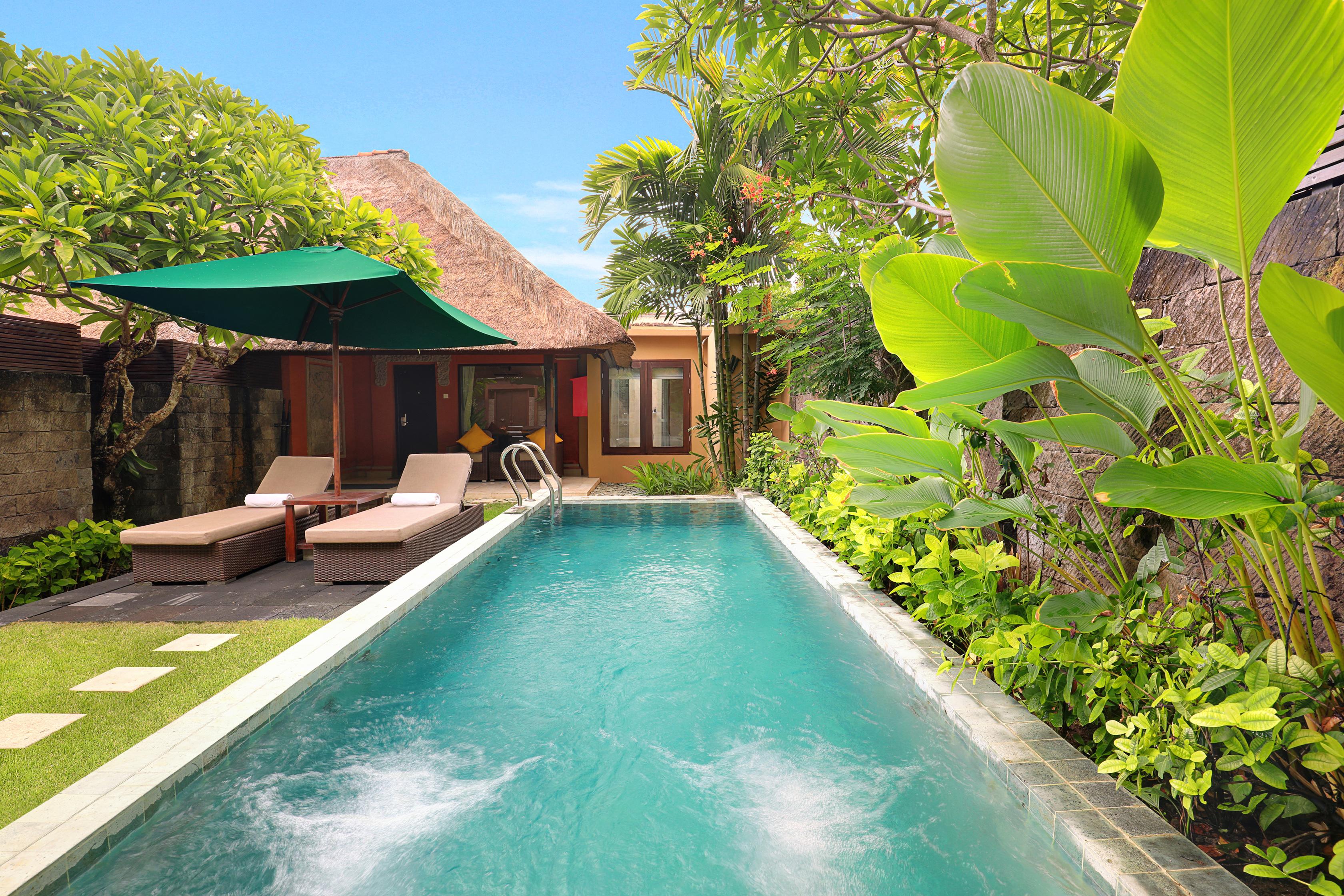 Legian Beach Hotel