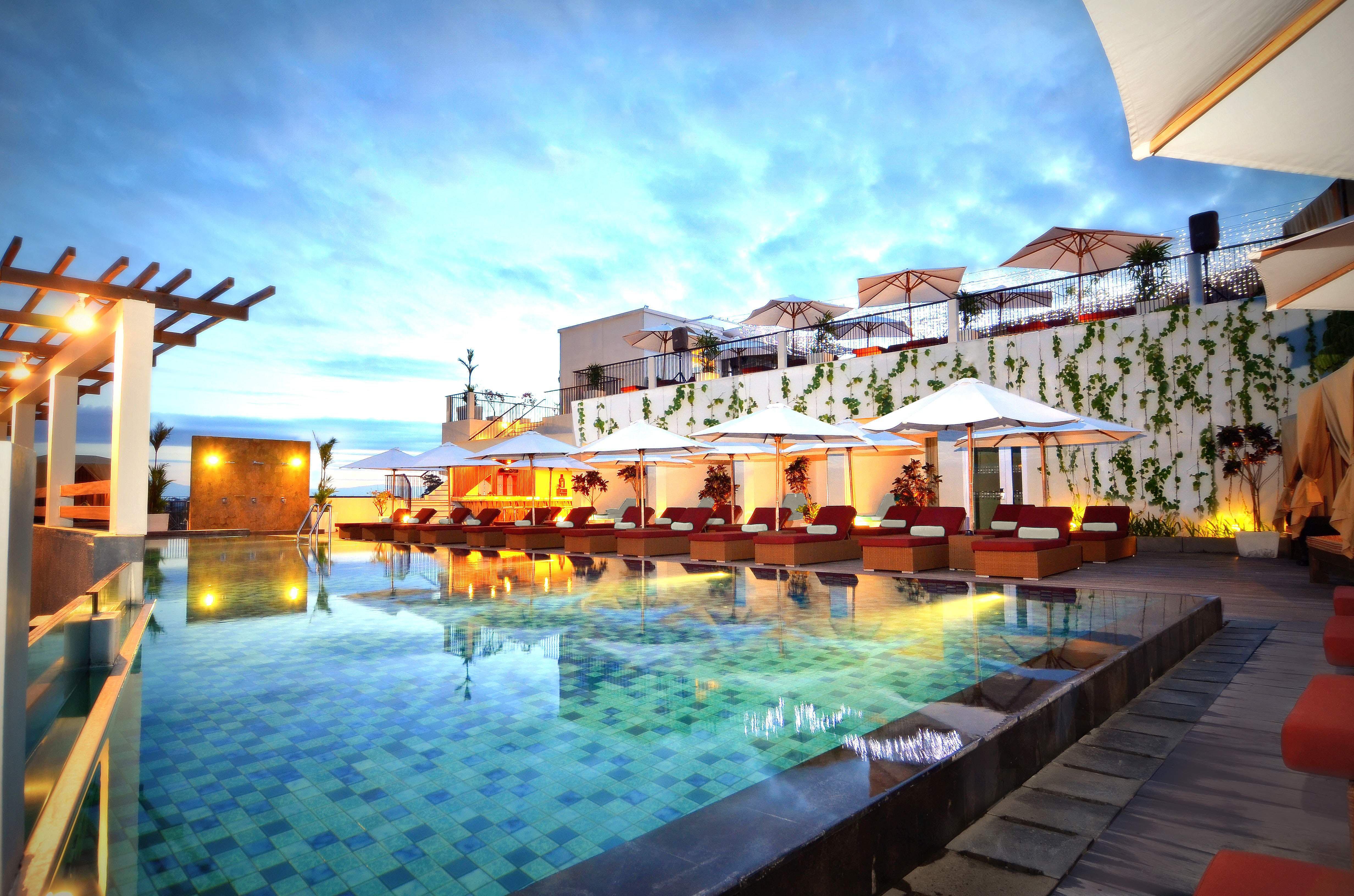 Hotel The One 4*