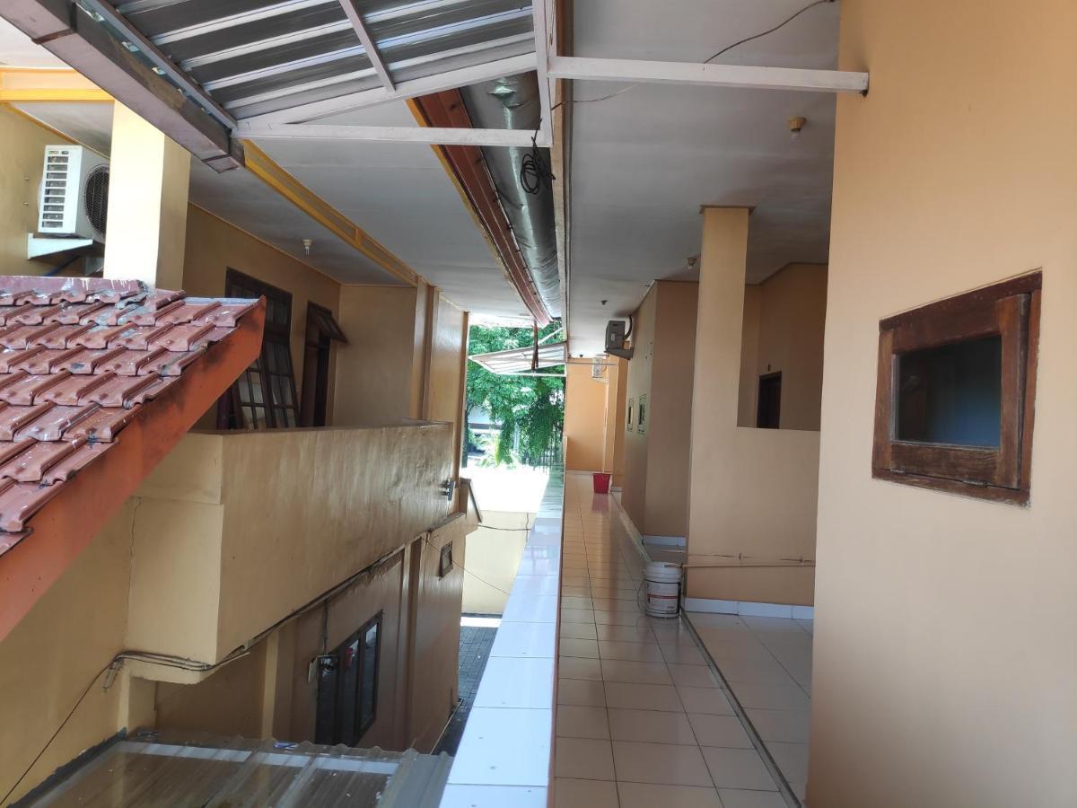 Hotel Oyo 91112 Tara Kost 2*
