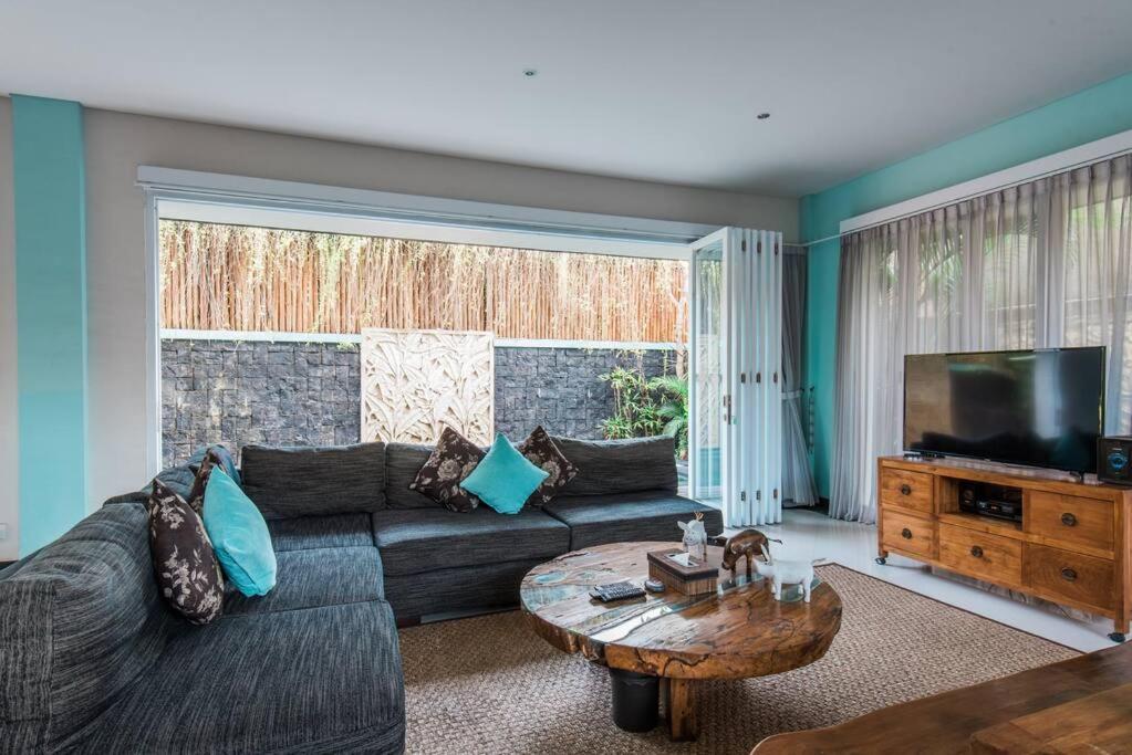 Lacasa2- Modern Tropical 2br With Butler Legian (Bali)
