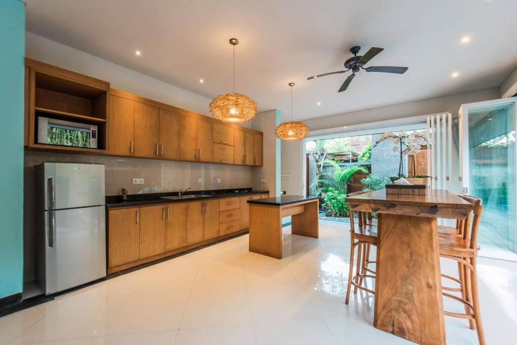Lacasa2- Modern Tropical 2br With Butler * Legian (Bali)