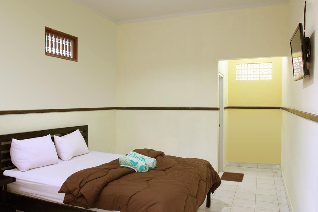 Cinthya Legian