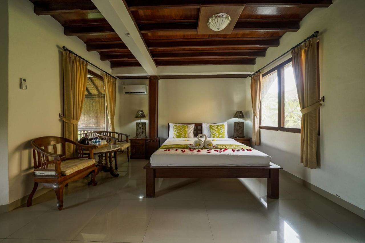 Guest house Three Brothers & 3*