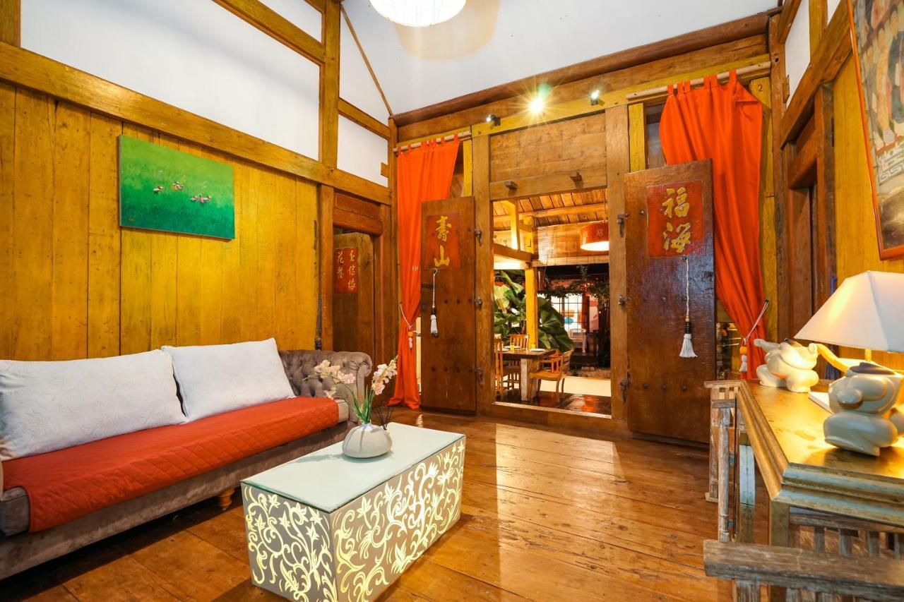 Pagoda, Sumptuous 4br With Tropical Vibes In Seminyak * Legian