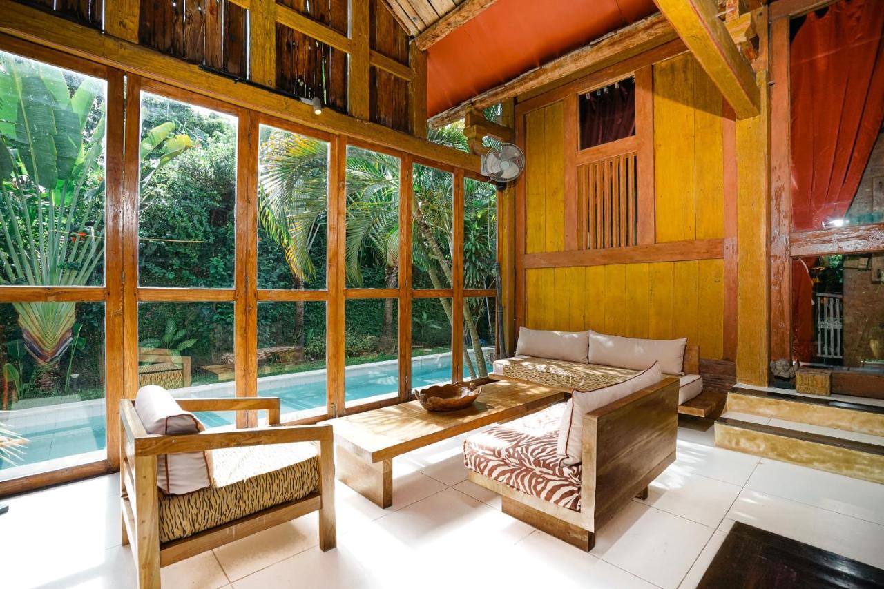 Pousada Pagoda, Sumptuous 4br With Tropical Vibes In Seminyak *