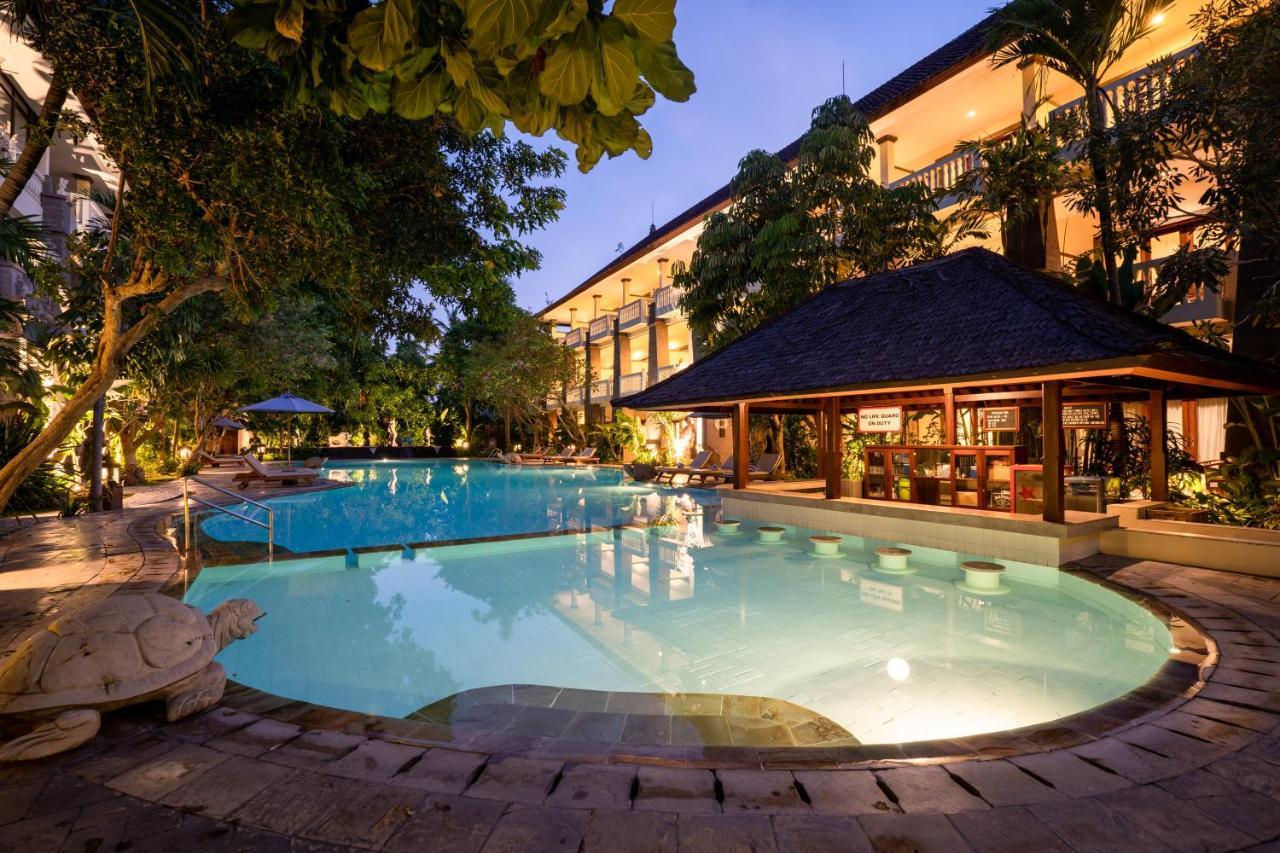 Kumala Pantai Hotel Legian