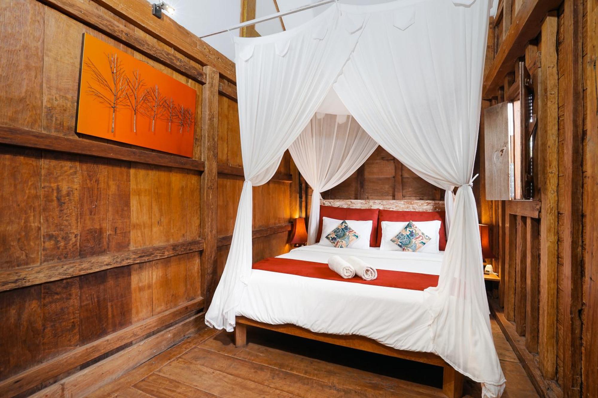 Pagoda, Sumptuous 4br With Tropical Vibes In Seminyak *