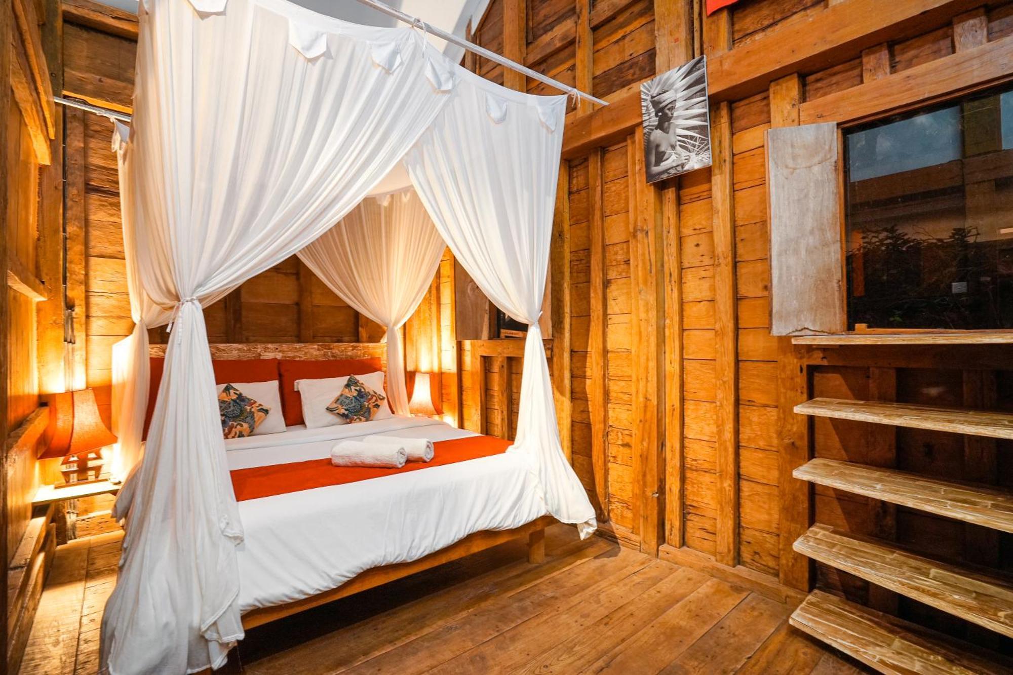 Pagoda, Sumptuous 4br With Tropical Vibes In Seminyak *