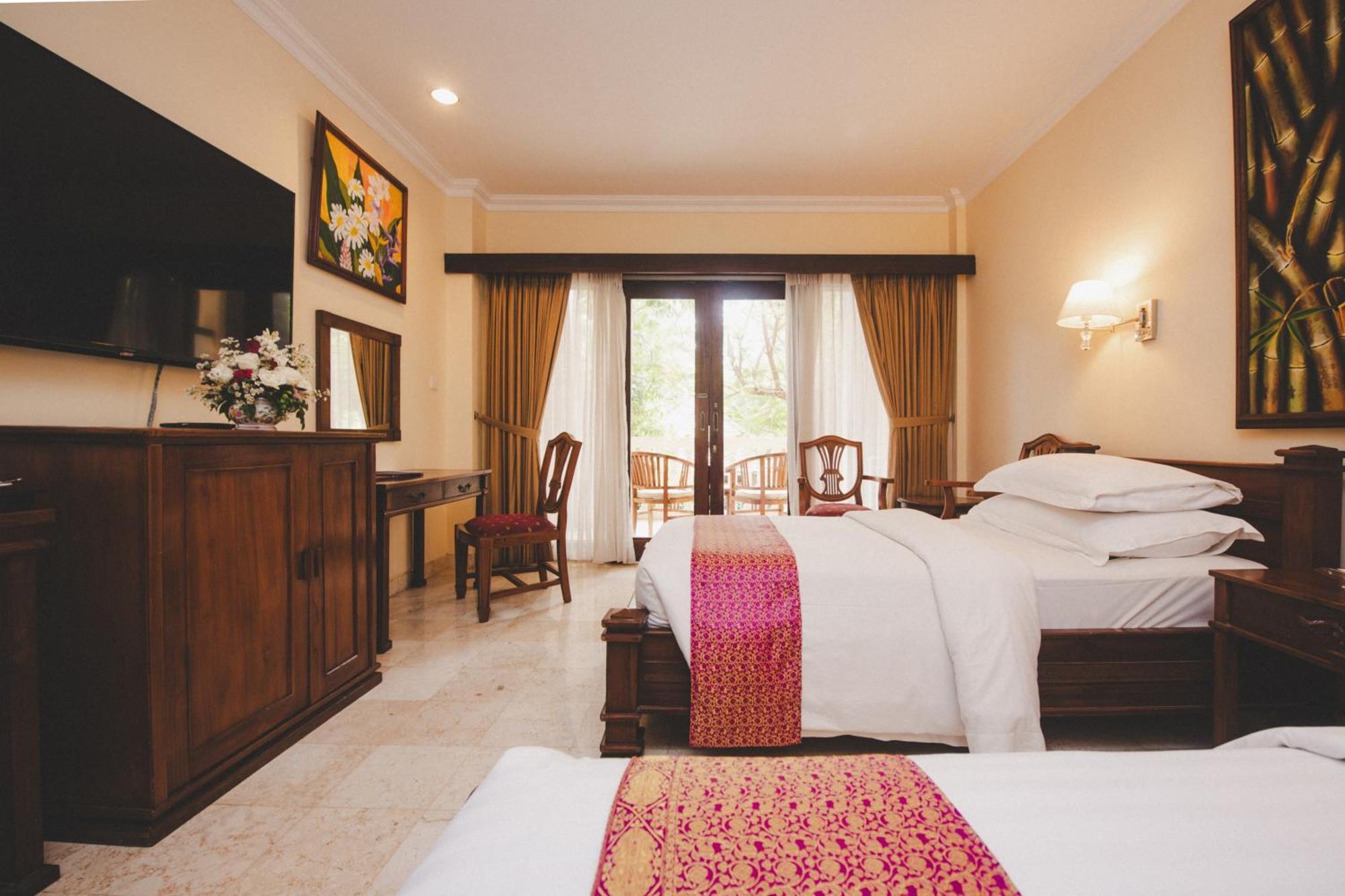 Kumala Pantai Hotel Legian