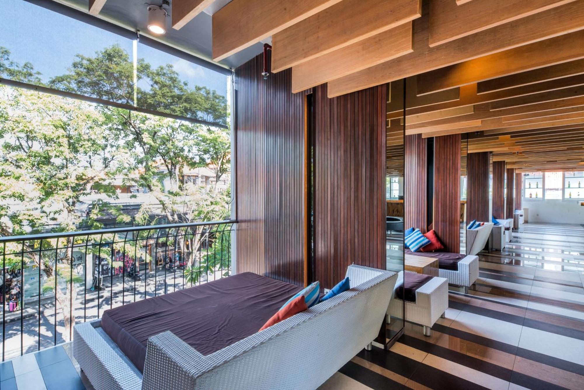 Hotel The One 4*