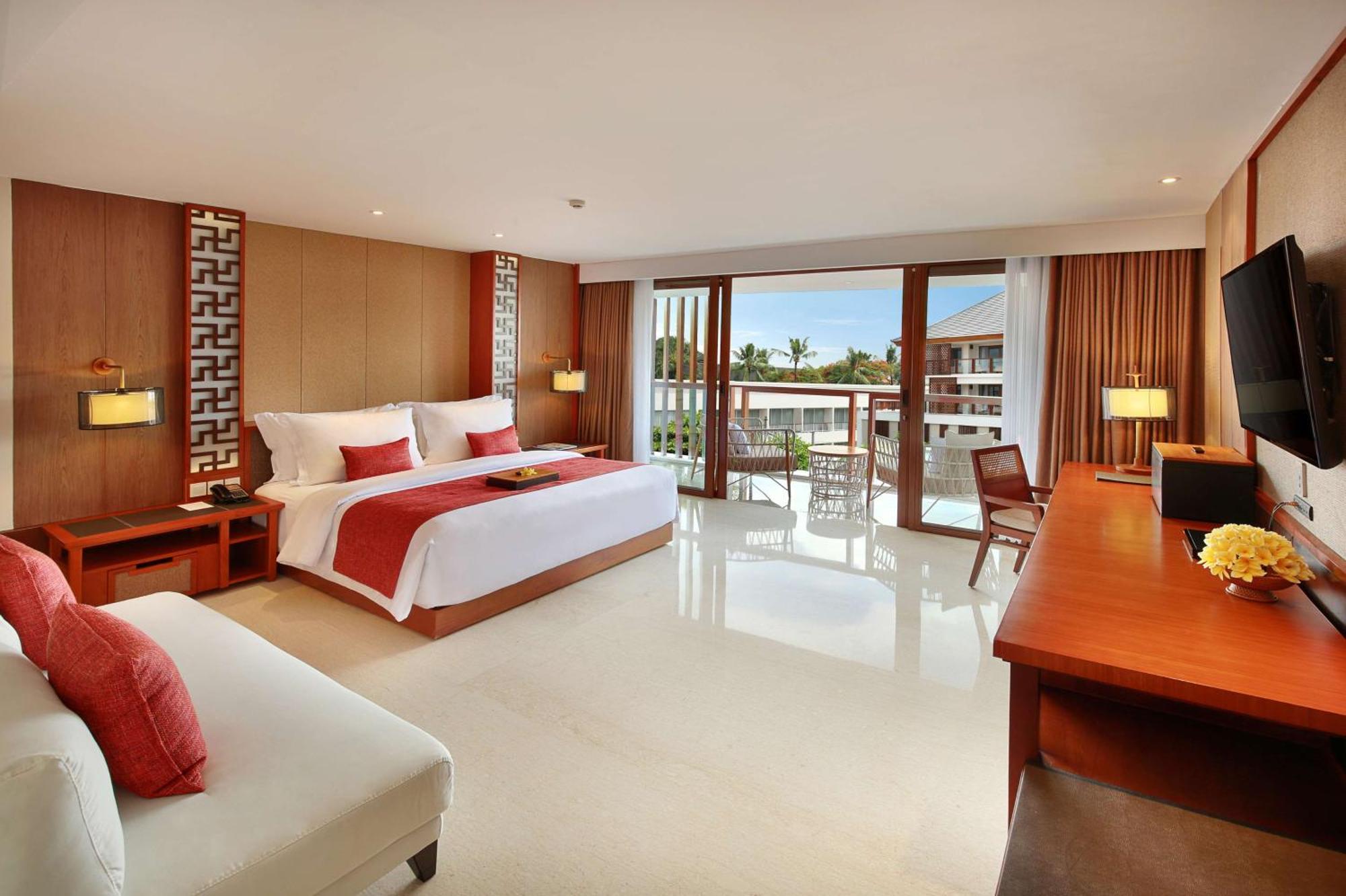 Hotel The Bandha & 5*