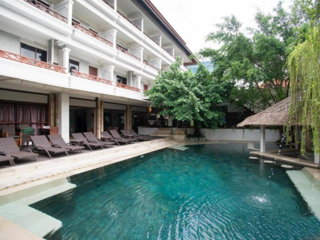 Maharani Beach Hotel 3*