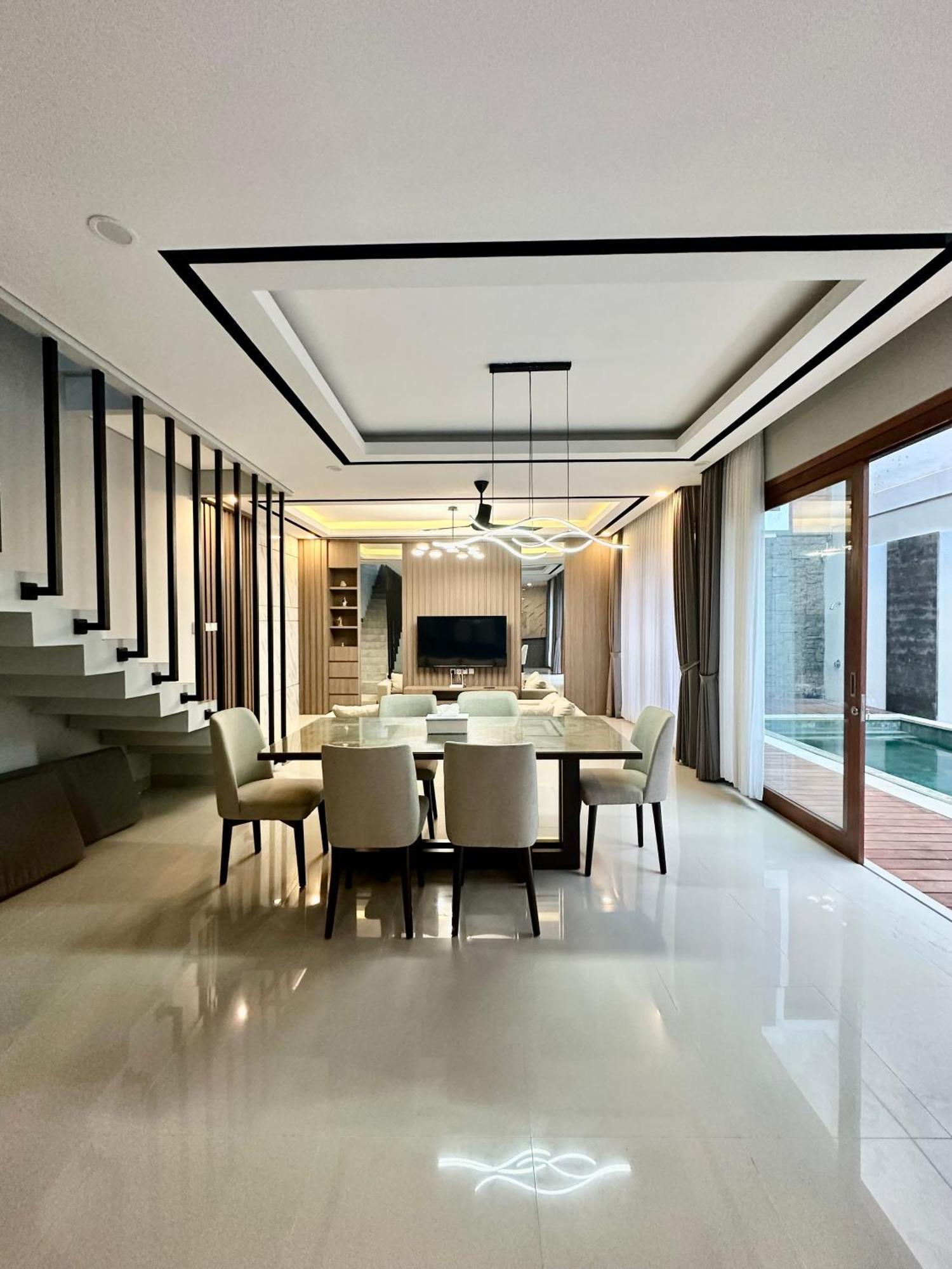 Classy New 5 Bedroom In Kuta Villa *